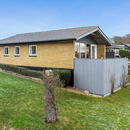 Feriehus Stunning In