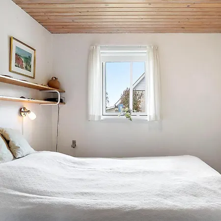 Feriehus Stunning In Broager