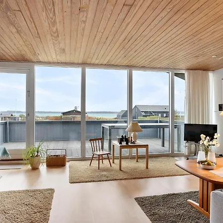 Feriehus Stunning In *